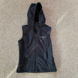 Black hooded Marmot vest